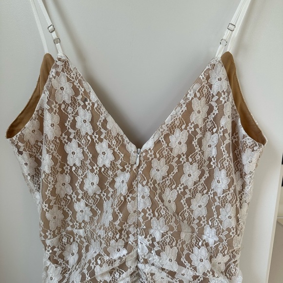 NWT Lulus Frilled to Be Here White Lace Ruched Mini Dress, size L - Picture 5 of 6